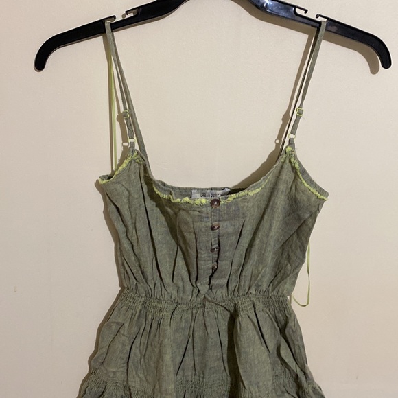 NWT Urban Outfitters Ella Linen Blend Tiered Dropped Waist Midi Dress Size M - Picture 3 of 12